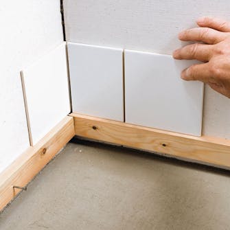 Ei suikaleita reunoille Ei suikaleita reunoille